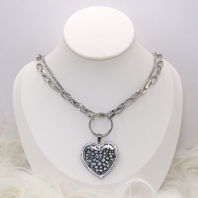 Αλυσίδα λαιμού με καρδιά σε ασημί χρώμα