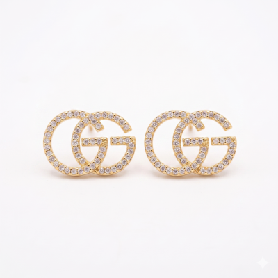 Κομψά χρυσά καρφωτά σκουλαρίκια 